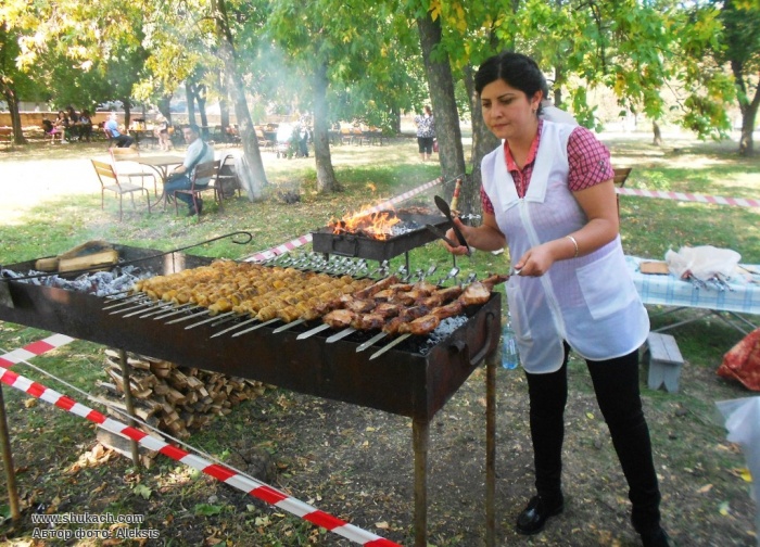 Кафе юр старобешево