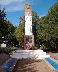 Памятник погибшим воинам 2-й Мировой войны