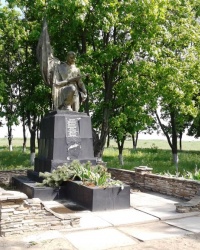 Братская могила советских воинов, с. Верхняя Ольховая
