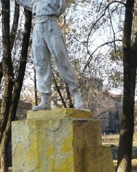 Скульптура космонавта, г. Харьков