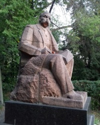 Памятник Ленину В.И., пос. Кулиничи