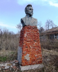 Скульптуры лагеря "Дружба", г. Чугуев