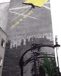 Мурал "Прыжок в веру", г. Варшава