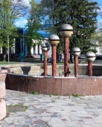Світло-музичний фонтан, м. Полтава