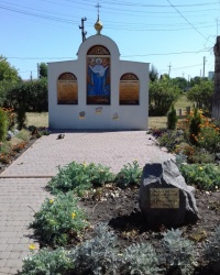 Пам'ятний знак на місці Свято-Покровського храму, с. Веселе