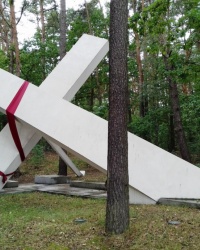 Памятник Ежи Попелюшко, с. Гурск