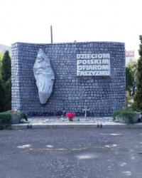 Памятник польским детям - жертвам фашизма, г. Торунь