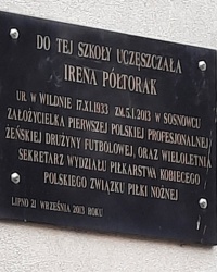 Памятная доска Ирэне Пулторак, г. Липно