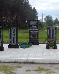 Мемориал воинам-односельчанам, с. Русские Тишки