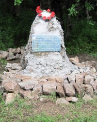 Памятник партизанам у оз. Чуваш-Голь