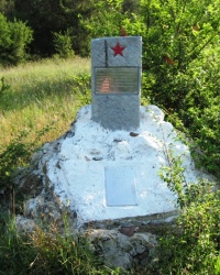 Памятник партизанам в Монашьей балке