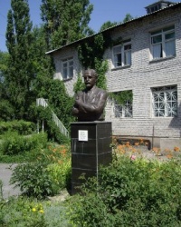 Памятник Ененко Ю.А., г. Луганск