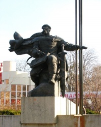 Памятник "Баян" в г. Черкассы