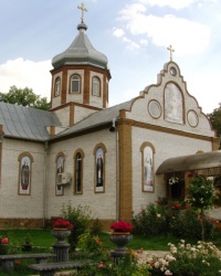 Храм св. Серафима Савроского в г. Драбов