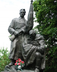 Братская могила воинов-освободителей в с. Степанки