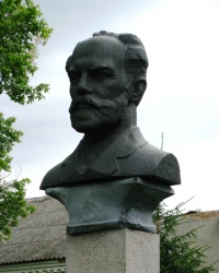 Памятник Чайковскому в с. Вербовка