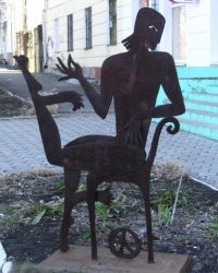 Скульптура "Меркурія" м. Краматорськ
