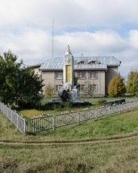 Памятник воинам-односельчанам в с.Байбузы