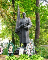 Братская могила в с. Млиев