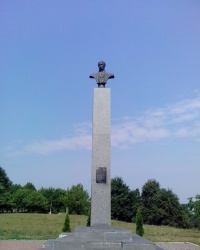 Пам'ятник Т.Г.Шевченку в м. Тараща