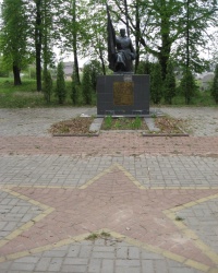 Пам'ятник на честь воїнів-односельців, с.Малютянка