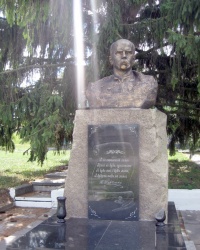 Пам'ятник Т. Г. Шевченку, с. Дибинці