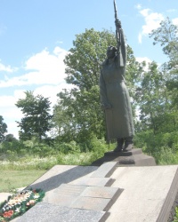 Пам'ятник радянським воїнам Другої світової війни, с. Лука