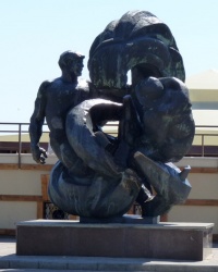 «Памятник рыбакам» или «Памятник Браконьерам» в Бердянске