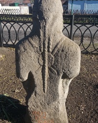 Половецкая Баба возле Вольнянского краеведческого музея