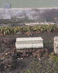 Коллекция каменной пластики (Баба и гарман) в с. Дмитровка