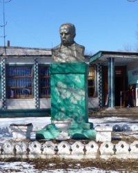 Памятник Т.Г.Шевченко в с.Спасское (Новомосковский р-н)
