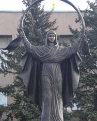 Памятник Покровы Божьей Матери в г. Кривой Рог