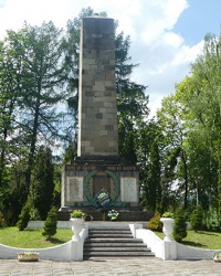 Братская могила в в пгт. Куты
