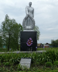 Братская могила в с. Сосновка (Глуховский р-н)