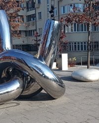 Скульптура «Узел» в г. Днепр