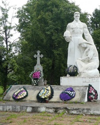 Памятник воинам-землякам в с. Милиево