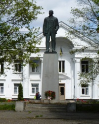 Памятник Ленину в пгт.Диканька