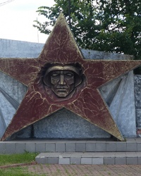 Братская могила и воинский мемориал в пгт. Томашполь