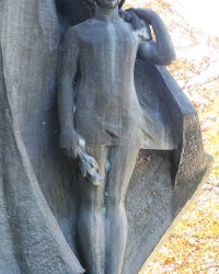 Воинский мемориал 1941-1945 гг. (братская могила) в с. Плодородное