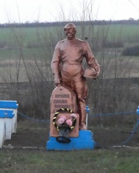 Братская могила советским воинам в с. Егоровка (Ореховский р-н)