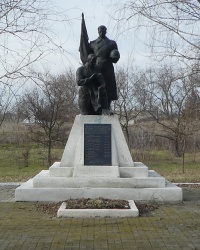 Братская могила советских воинов в с. Дмитровка (Бердянский р-н)