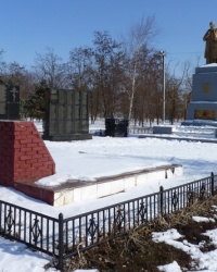 Братская могила в пгт.Кировское (Днепропетровский р-н)