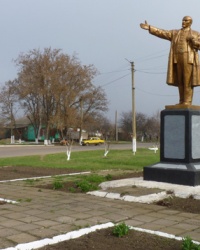 Памятник В.И.Ленину в Троицко-Сафоново