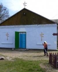 Свято-Троицкий храм в с.Александровка (Снигиревский р-н)