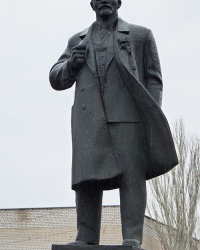Памятник В.И.Ленину в с.Березнеговатое