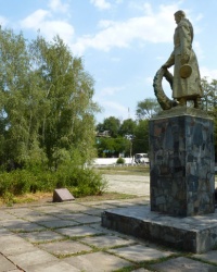 Братская могила в с.Сурско-Литовское