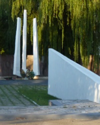 Мемориал погибшим советским воинам в 1941-1945 ( Павлоград)