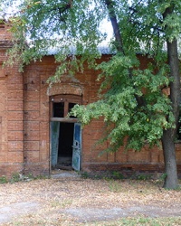 Здание Земской больницы (ХХв.) в с.Руновщина (Зачепиловский р-н)