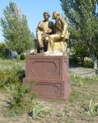 Памятник «Ленин и Горький» в Очакове