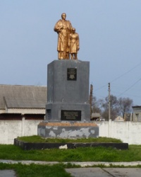 Братская могила советских воинов в с.Лобойковка